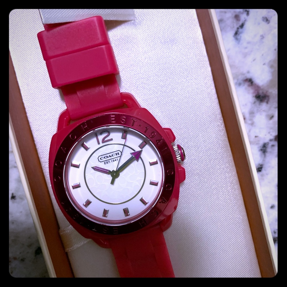 PINK coach watch 🌸